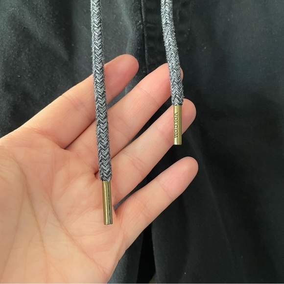 Volcom Frickin Elastic Waist Shorts Mens S Black Chino Drawstring Pockets Skater - Picture 4 of 12